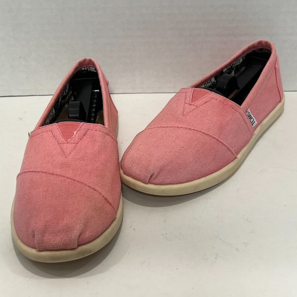 TOMS Bubblegum Pink Kids 5Y Slip On Espadrilles Good Condition - Picture 14 of 15